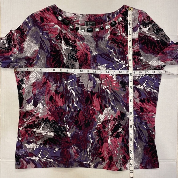 Lark Lane multicolored 3/4 sleeve blouse with beaded neckline size XL - Picture 5 of 5